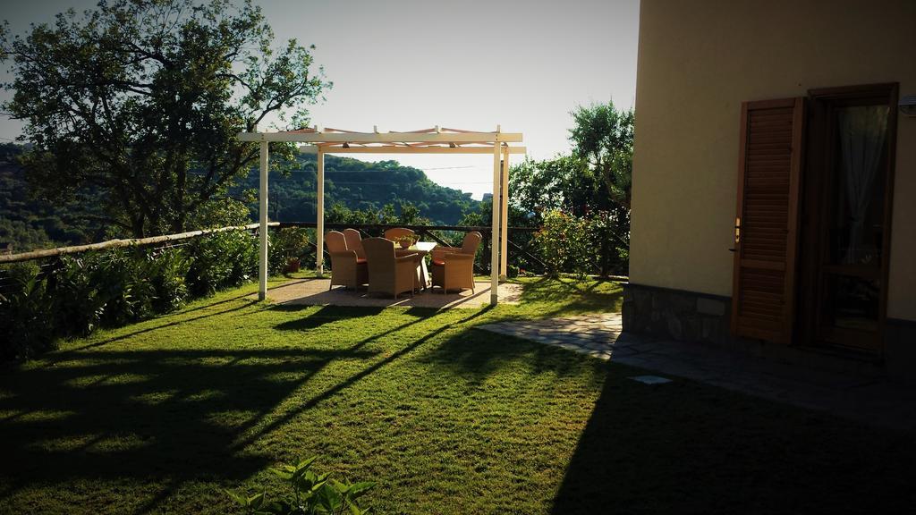 Villa Talea サンタガータ・スイ・ドゥエ・ゴルフィ エクステリア 写真