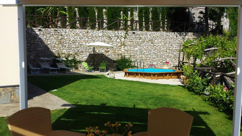 Villa Talea サンタガータ・スイ・ドゥエ・ゴルフィ エクステリア 写真